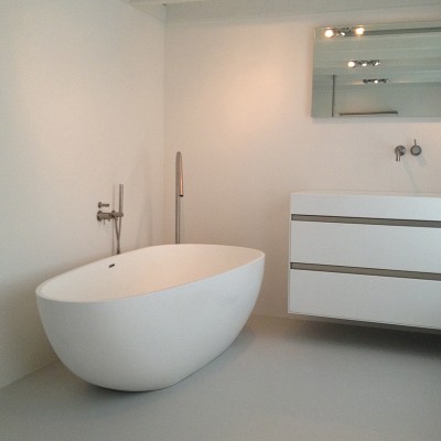 Europe Hot Sell Safety Free Standing White Color Man-Made Stone Bathroom Composite Stone Bathtub Bs-8608